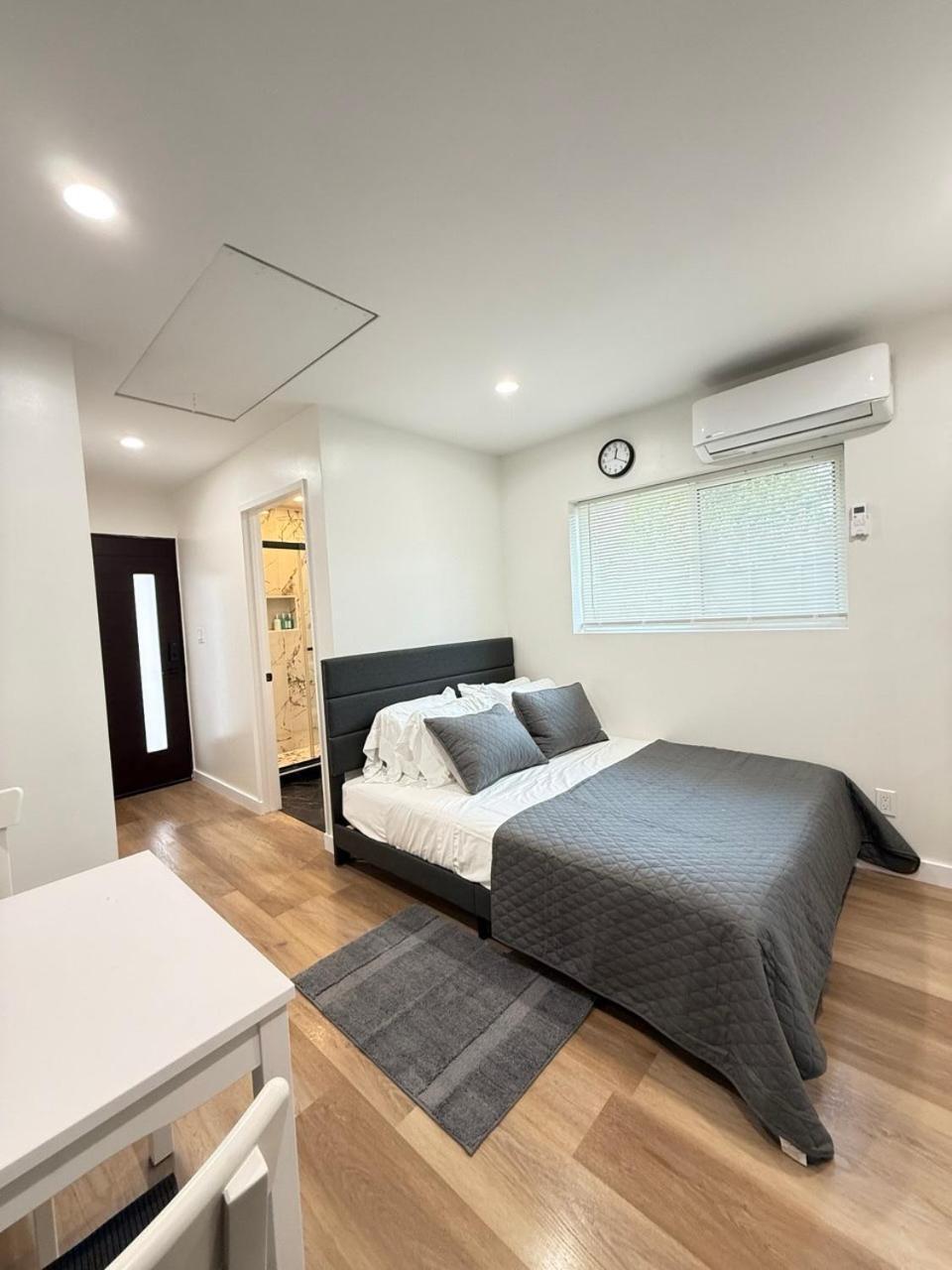 Modern Studio Stylish &Cozy Ieft Unit 洛杉矶 外观 照片